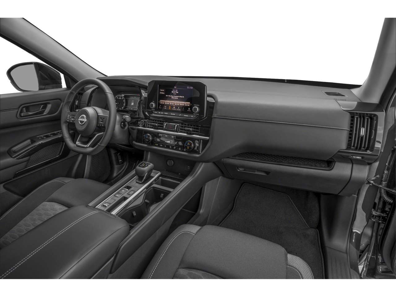 2024 Nissan Pathfinder SV photo 4