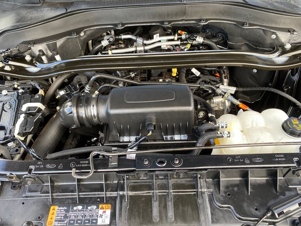 2024 Ford Explorer ST-Line