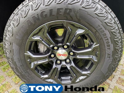 2024 GMC Canyon Elevation