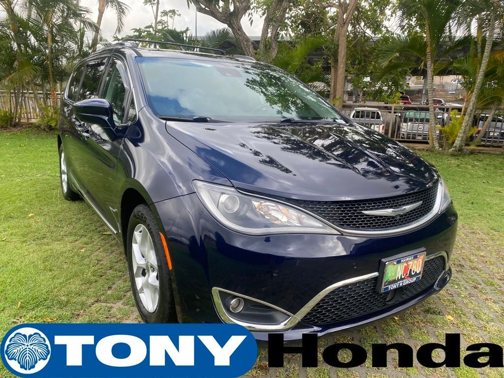 2017 Chrysler Pacifica Touring L Plus