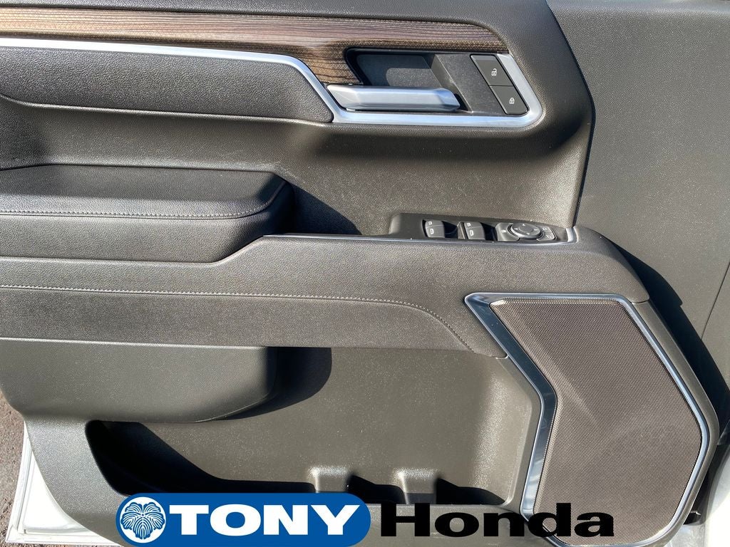 2025 Chevrolet Silverado 1500 LT LT1