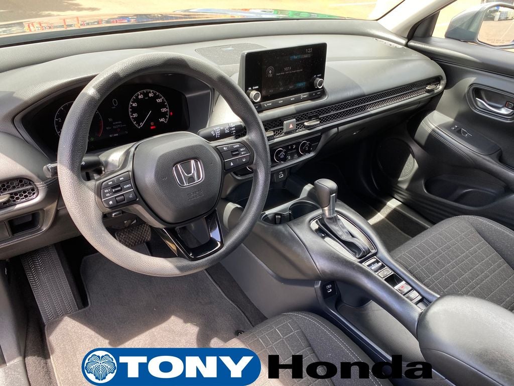 2025 Honda HR-V LX