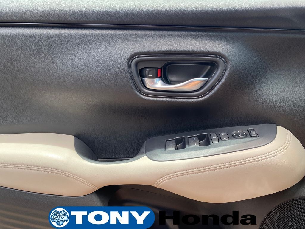 2025 Honda HR-V LX