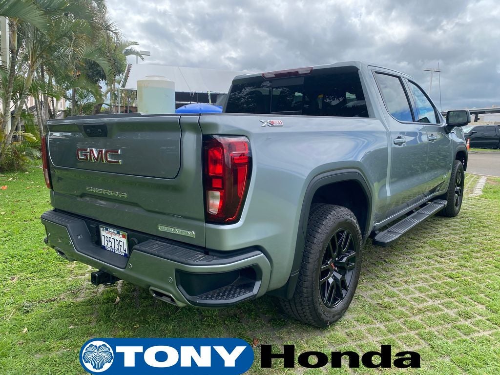 2025 GMC Sierra 1500 Elevation