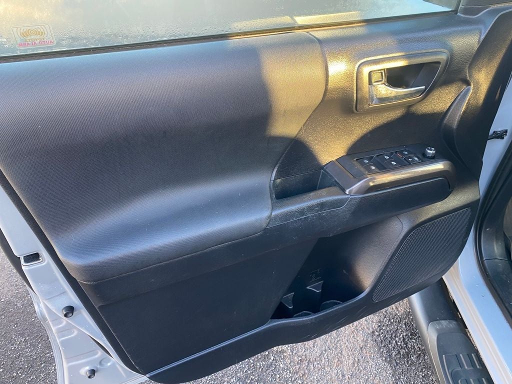 2018 Toyota Tacoma SR5 V6