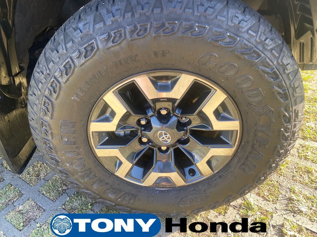 2023 Toyota Tacoma TRD Off-Road V6