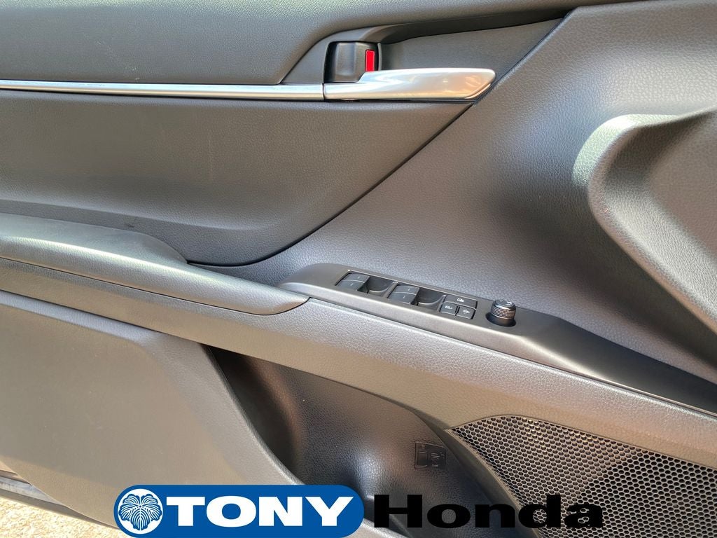 2024 Toyota Camry Hybrid LE