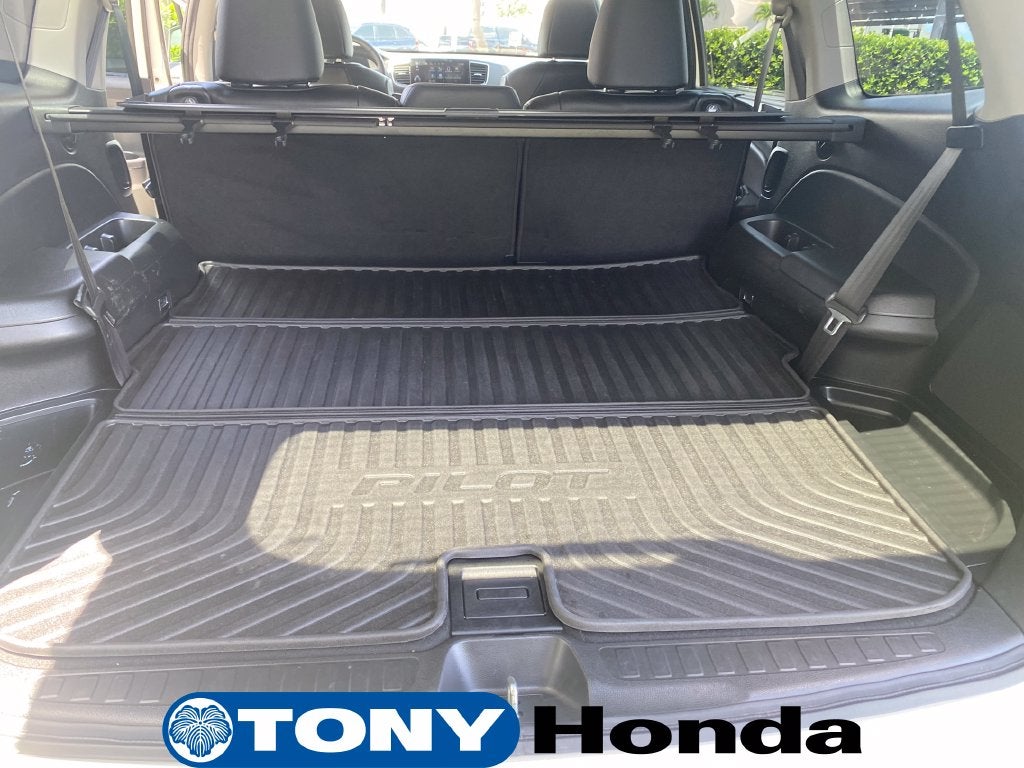 2019 Honda Pilot EX-L w/Navigation and Rear Entertainment System