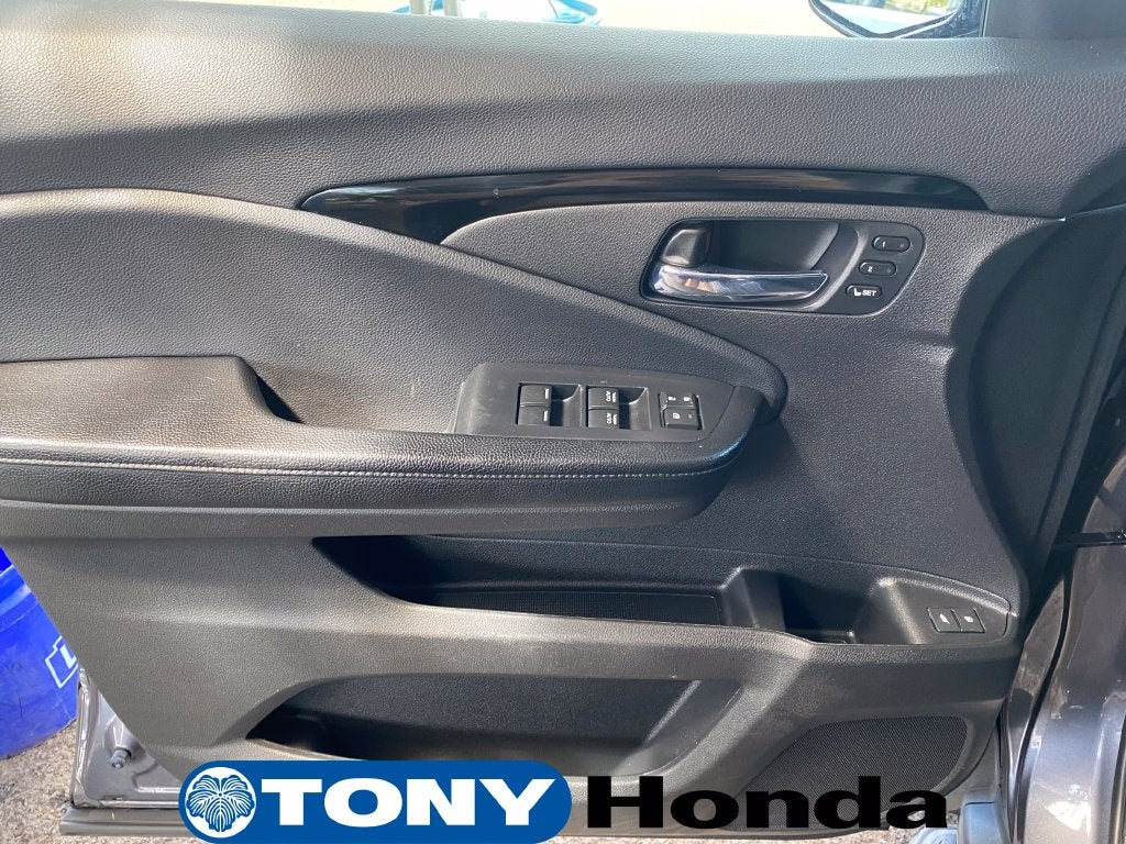 2019 Honda Pilot Touring 8 Passenger