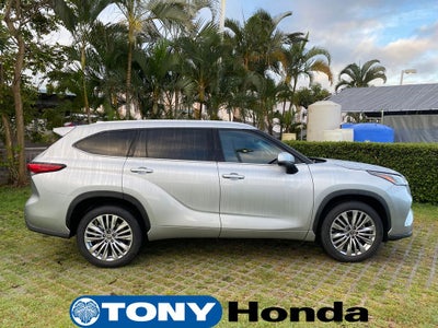 2023 Toyota Highlander Platinum