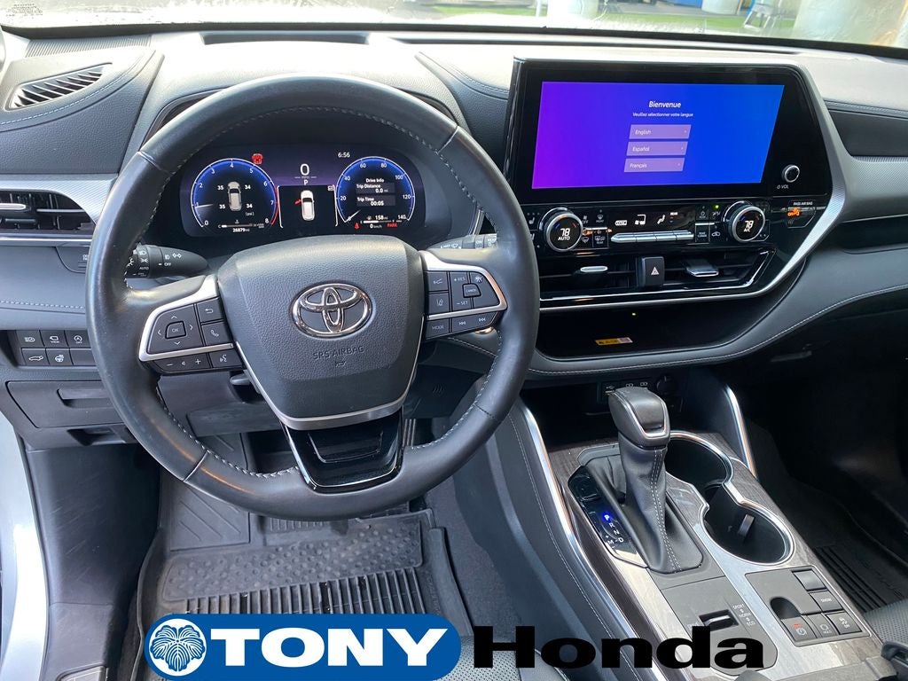 2023 Toyota Highlander Platinum