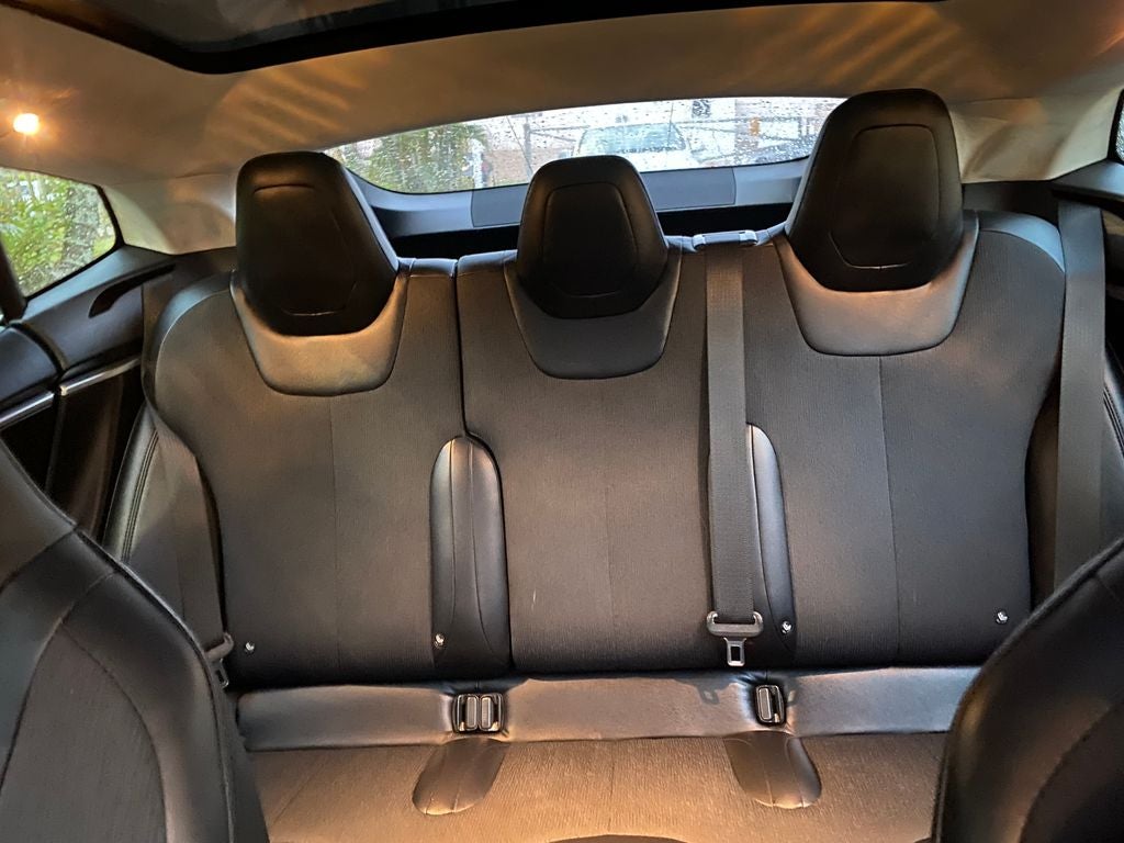 2016 Tesla Model S 70