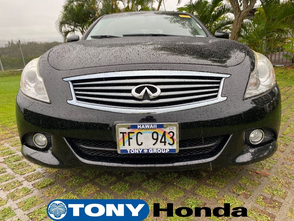 2015 INFINITI Q40 Base