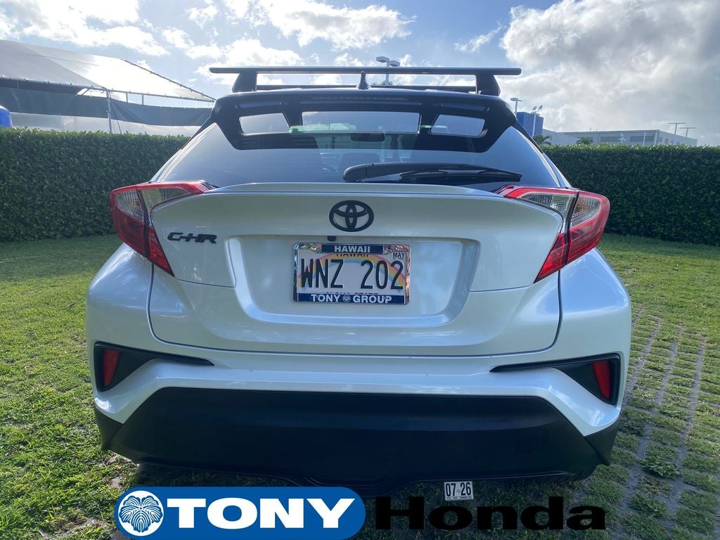 2022 Toyota C-HR XLE