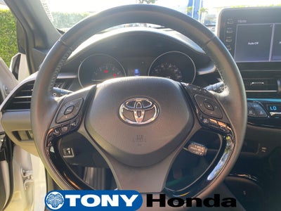 2022 Toyota C-HR XLE