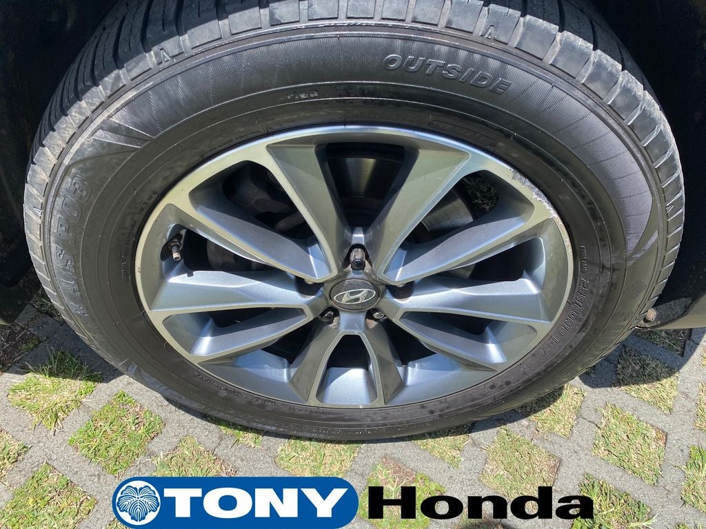 2017 Hyundai Santa Fe SE