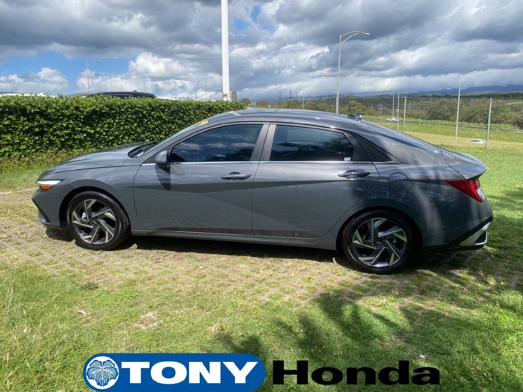 2024 Hyundai Elantra Hybrid Limited