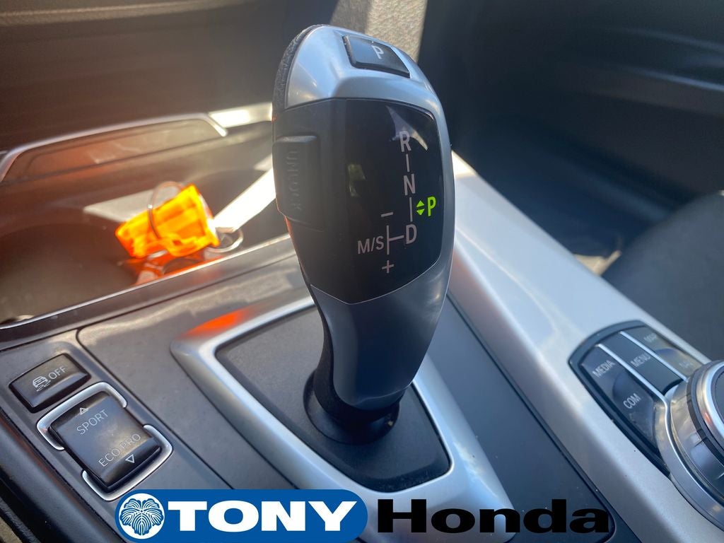 2018 BMW 3 Series 320i xDrive