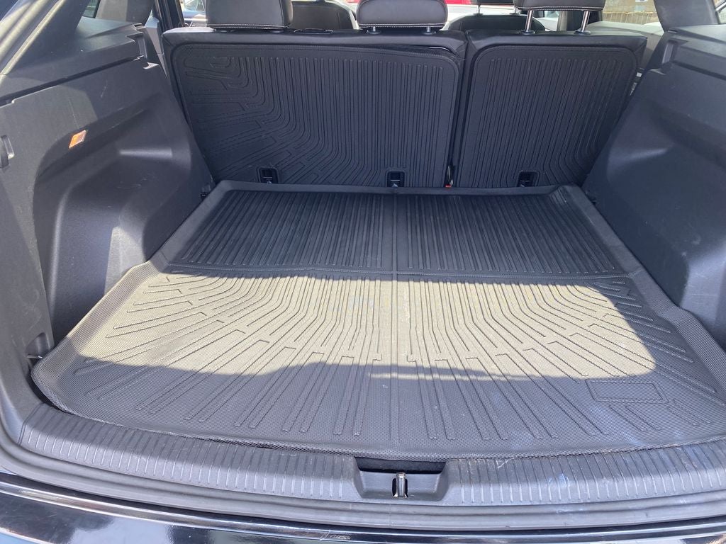 2021 Volkswagen Atlas Cross Sport 3.6L V6 SE w/Technology R-Line