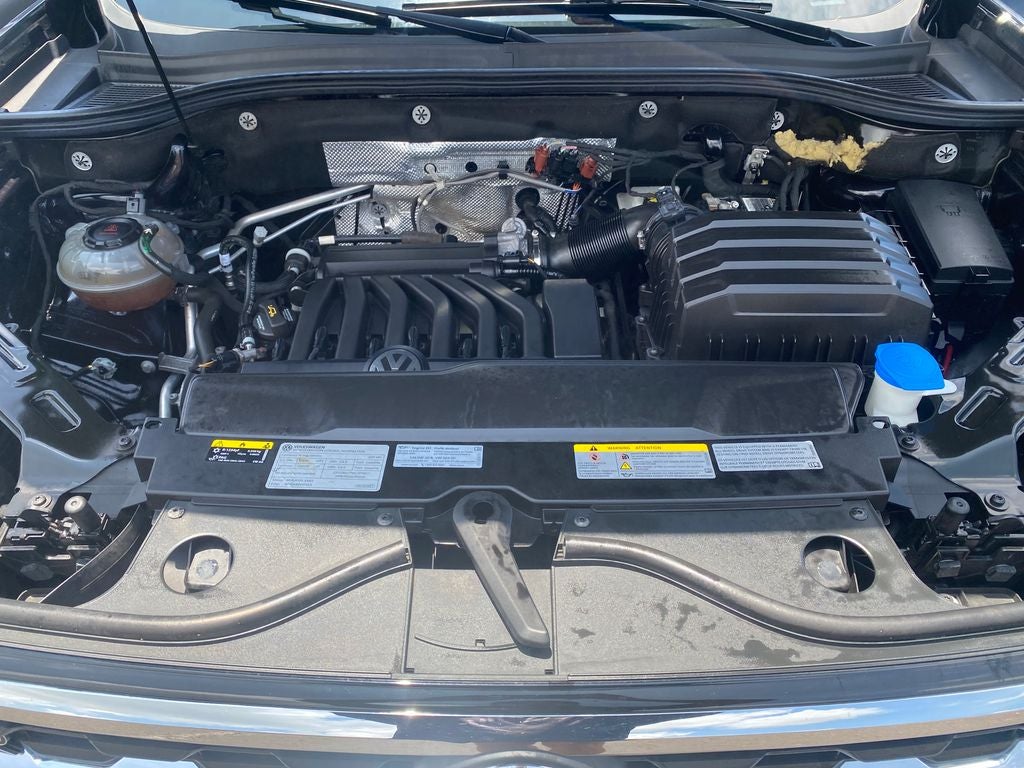 2021 Volkswagen Atlas Cross Sport 3.6L V6 SE w/Technology R-Line