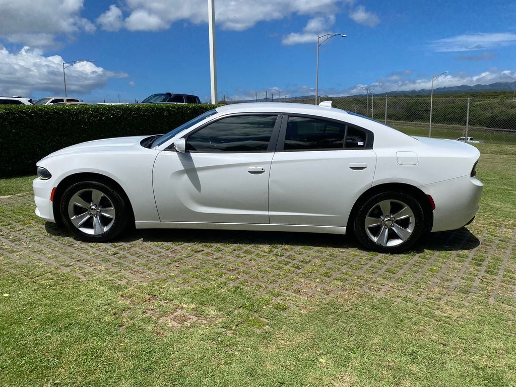 2017 Dodge Charger SXT
