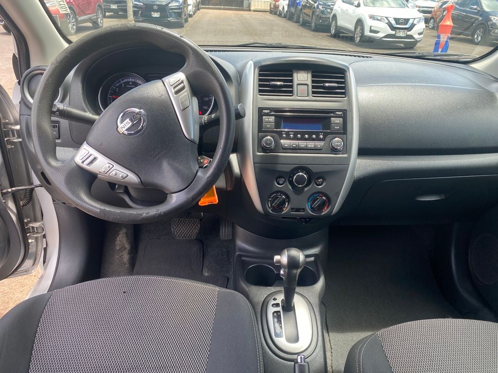 2015 Nissan Versa 1.6 SV