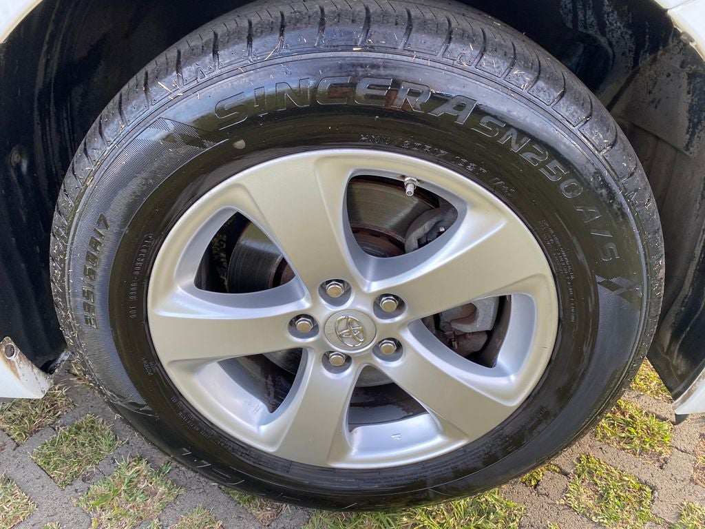 2013 Toyota Sienna LE Mobility Auto Access