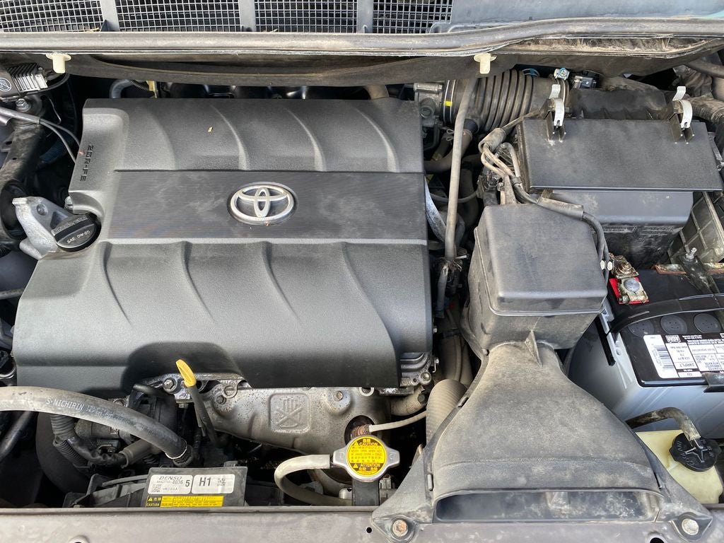 2014 Toyota Sienna SE 8 Passenger
