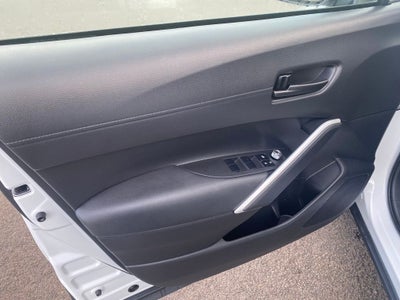 2025 Toyota Corolla Cross LE