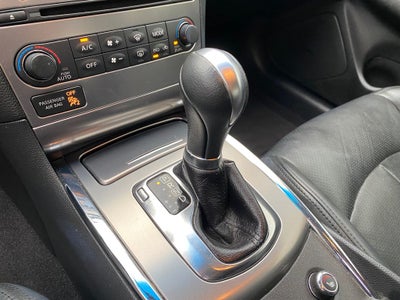 2015 INFINITI Q40 Base