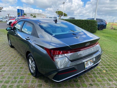 2025 Hyundai Elantra SE