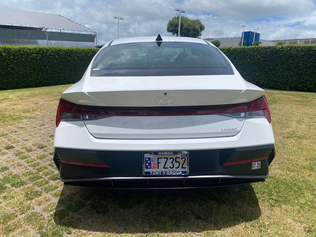 2024 Hyundai Elantra Limited
