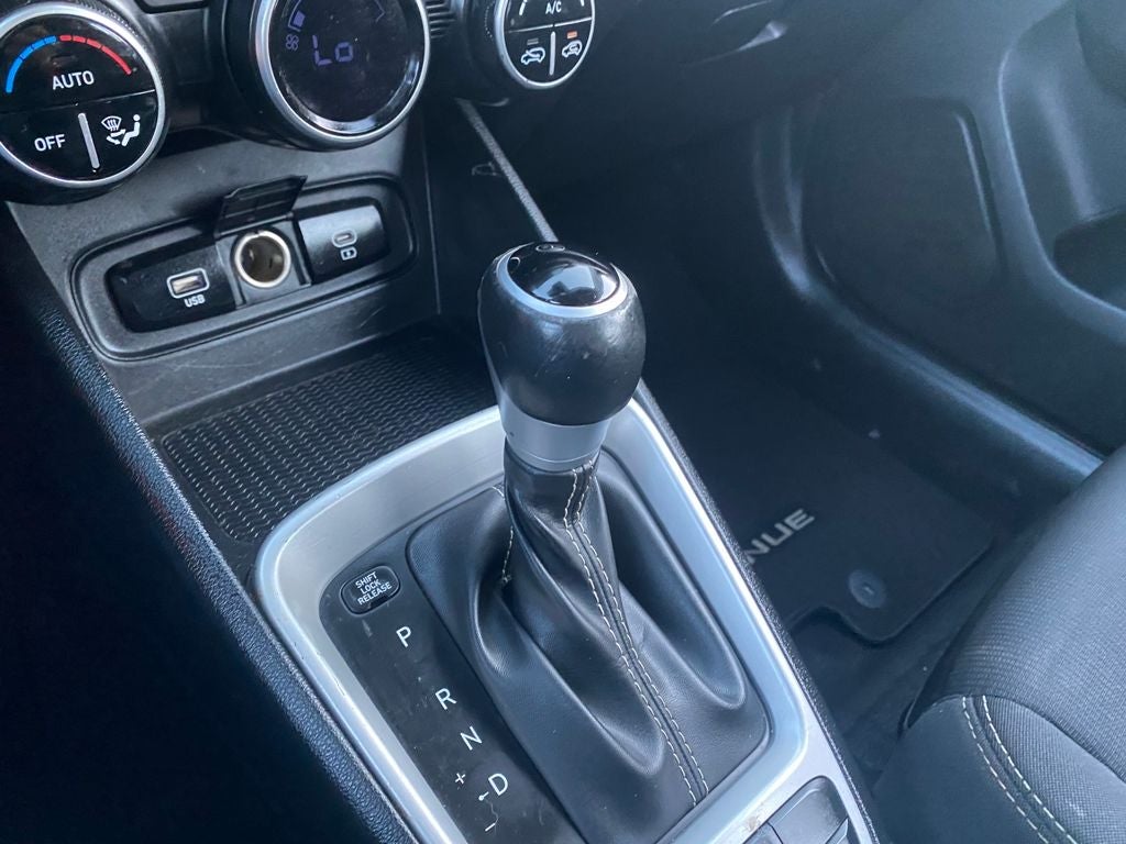 2023 Hyundai Venue SEL