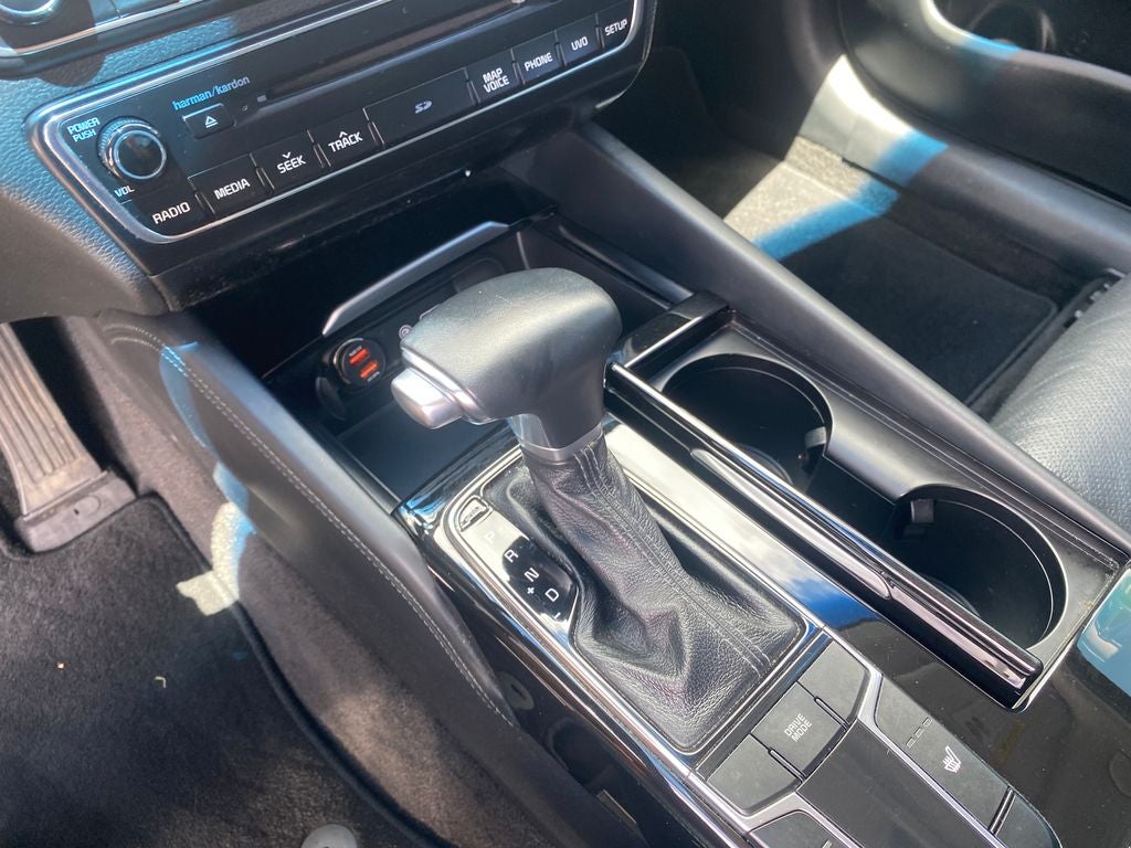 2017 Kia Cadenza Premium