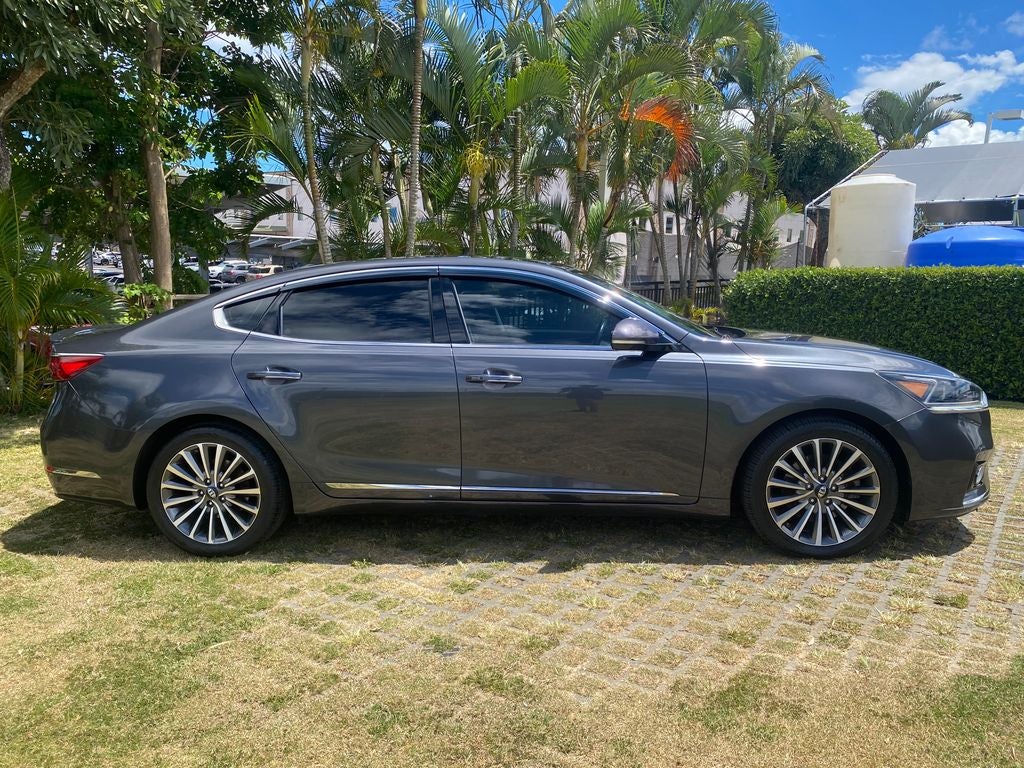 2017 Kia Cadenza Premium