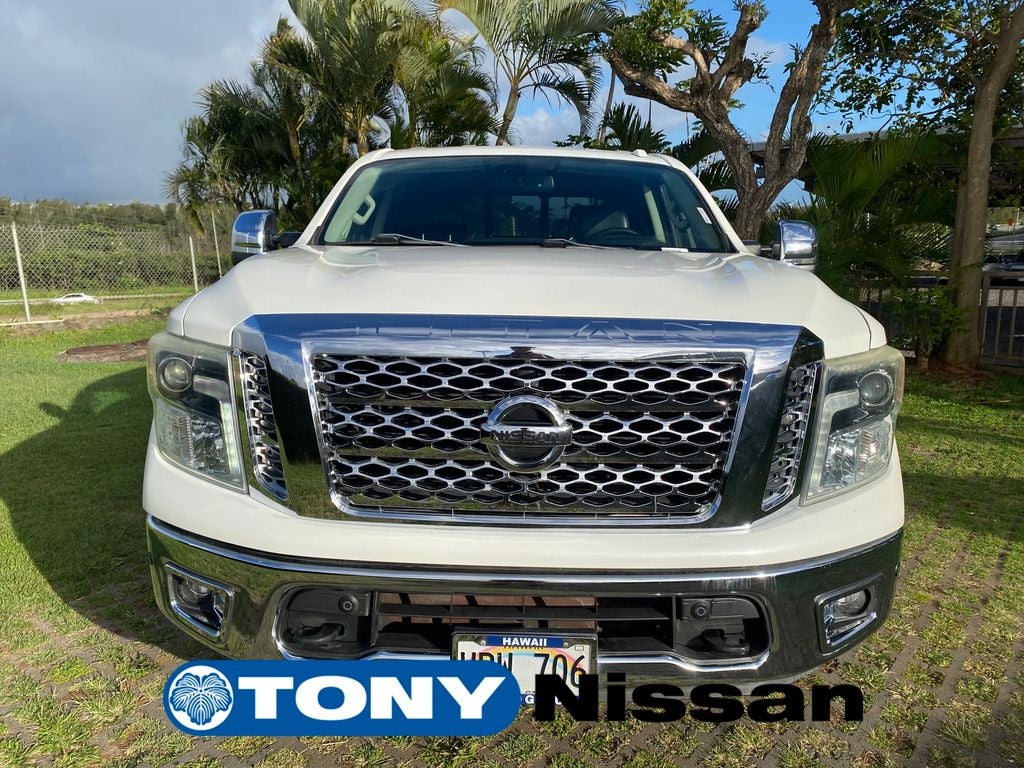 2017 Nissan Titan SL