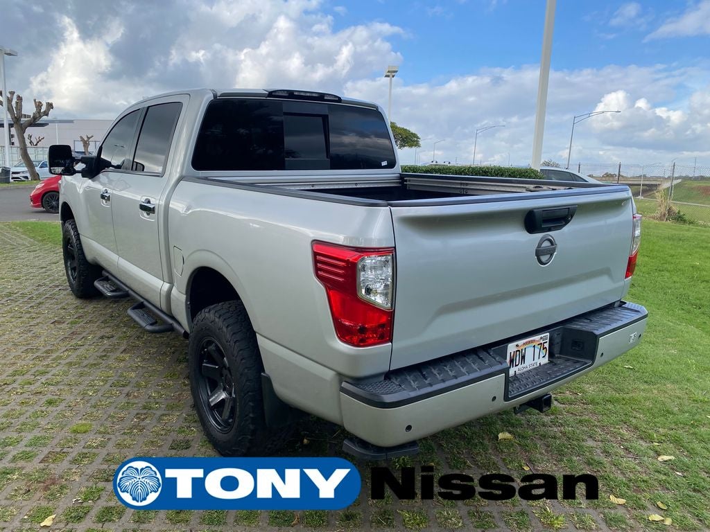 2021 Nissan Titan SV
