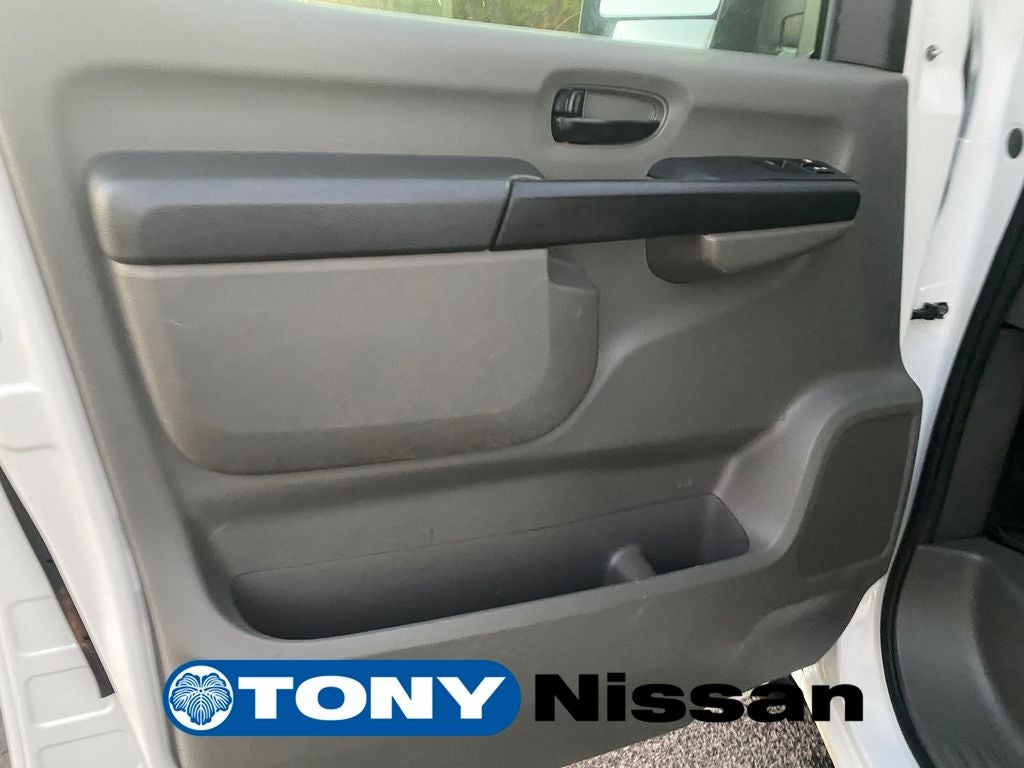 2021 Nissan NV2500HD SV Standard Roof