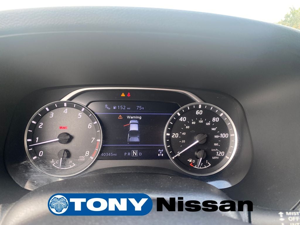 2023 Nissan Frontier SV
