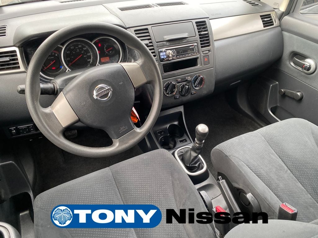 2010 Nissan Versa 1.8 S