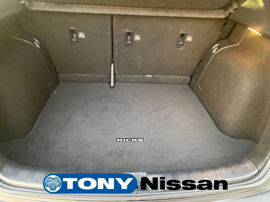 2018 Nissan Kicks SR