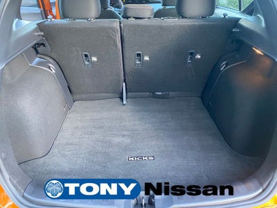 2023 Nissan Kicks SV