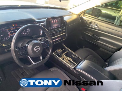 2022 Nissan Pathfinder SV
