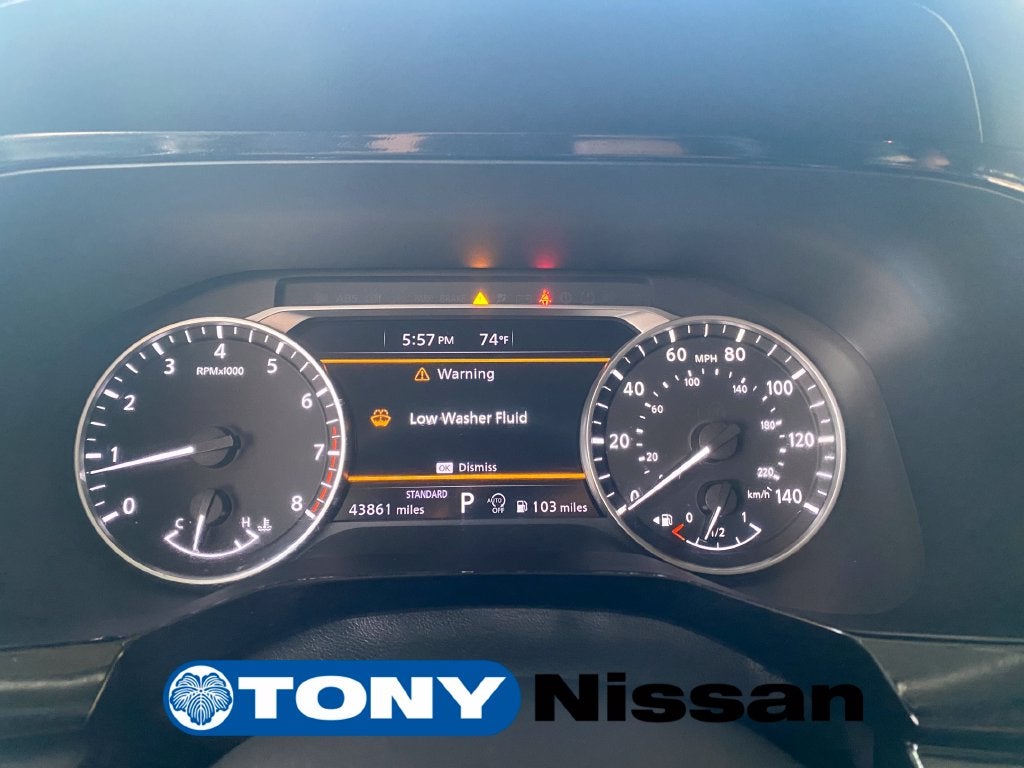 2022 Nissan Pathfinder SV