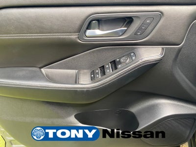 2024 Nissan Rogue SL