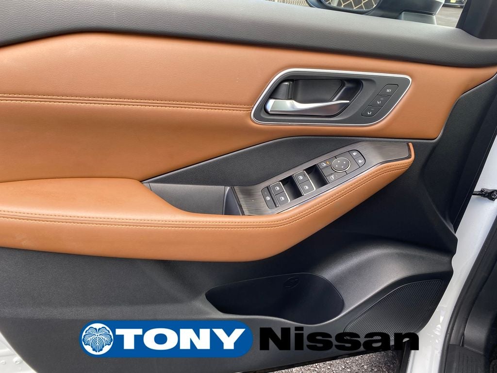 2024 Nissan Rogue Platinum
