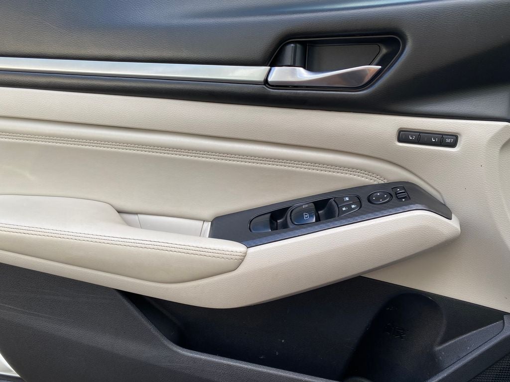 2019 Nissan Altima Base