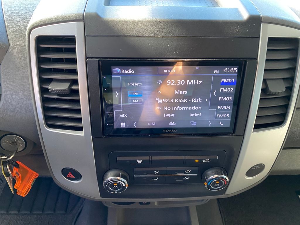 2019 Nissan Frontier Base