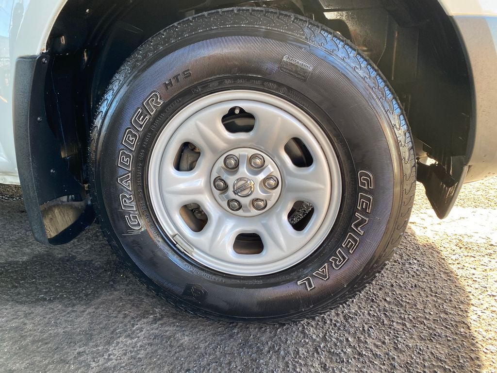 2019 Nissan Frontier Base