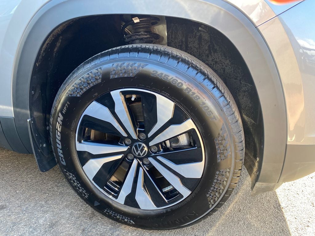 2025 Volkswagen Atlas Cross Sport Base